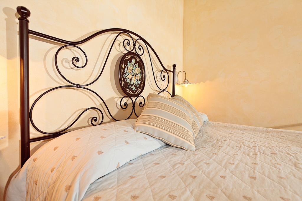 San Pietro Sopra Le Acque Resort & Spa Massa Martana Exteriör bild