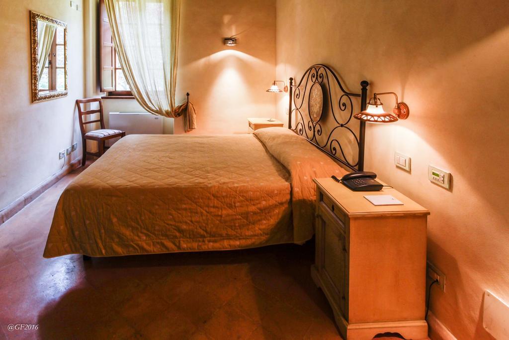 San Pietro Sopra Le Acque Resort & Spa Massa Martana Exteriör bild