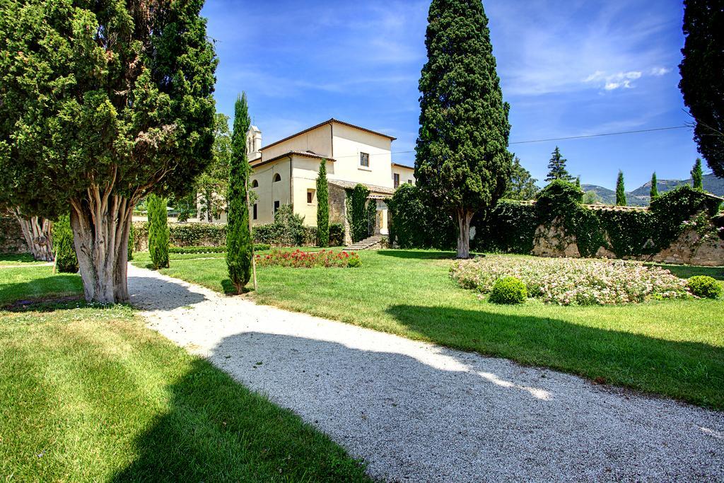 San Pietro Sopra Le Acque Resort & Spa Massa Martana Exteriör bild